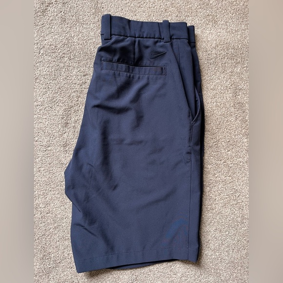 Mens Nike 10” Golf Shorts Size 32 Navy Blue - Picture 3 of 6